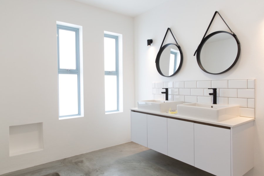 To Let 3 Bedroom Property for Rent in Paradise Beach Western Cape